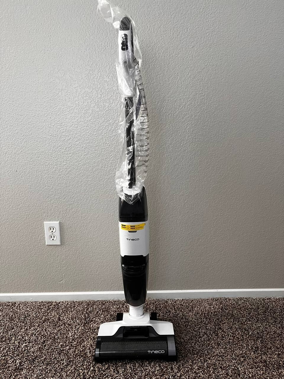 Tineco iFLOOR 2 Cordless Wet Dry Vacuum and Floor Washer 2-in-1