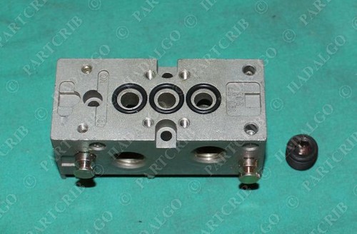 Asco, 35300058, Subbase 1/4NPT NEW - Picture 2 of 4