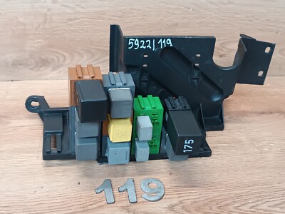 Relaiskasten Sicherungskasten Rleias Mercedes Vito V280 W638 0165452332