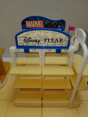 Mini Brands Disney Store Edition Playset Zuru Inc 2021 *No Mini Brands Included* - Picture 13 of 18