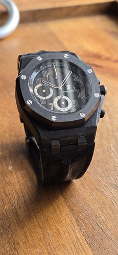 Audemars Piguet Royal Oak Offshore Ginza 7 Carbon 42mm 26205AU...