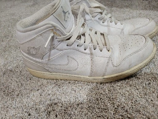 Nike Air Jordan 1 Retro Mid Triple Blanco 554724-100 Zapatos para Hombre talla 11.5 Foto 2 de 4