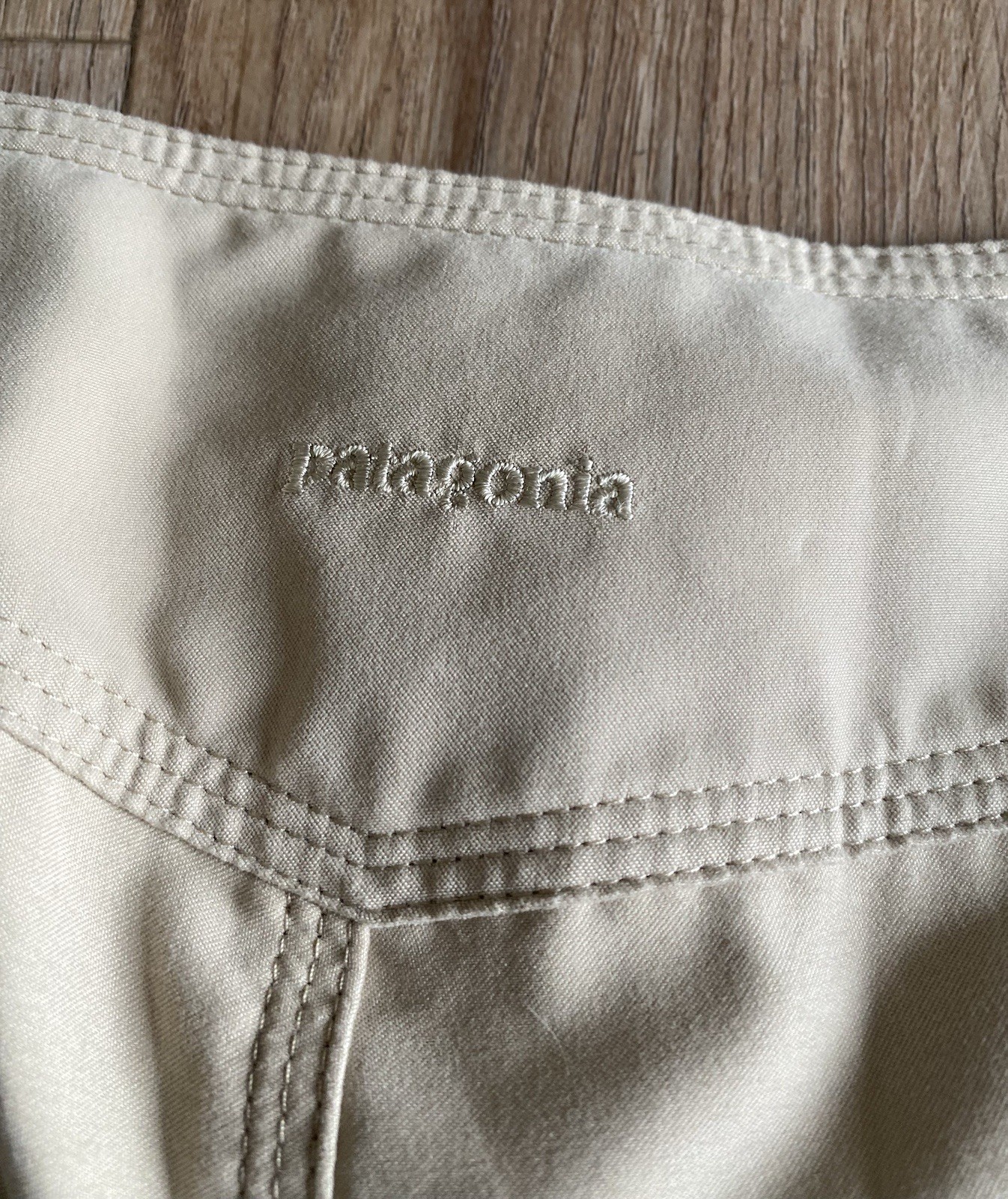 PATAGONIA Womens Pataloha Capri Pants Beige Hike Beach Walk Size 4 thumbnail 4