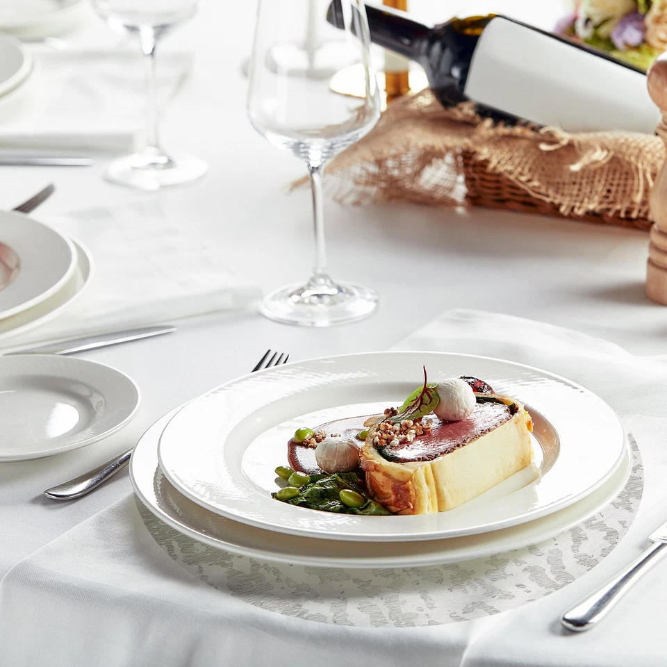 16 Stück silberfarbene runde Einweg-Tischsets, 13" Folien-Netzmatten - Bild 4 von 4