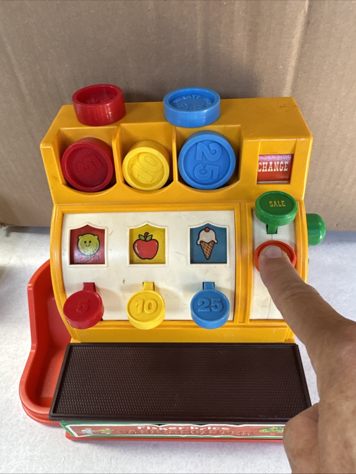 как выглядит FISHER PRICE CASH REGISTER 5 COINS WORKING 926B CLEAN READY TO PLAY WITH фото