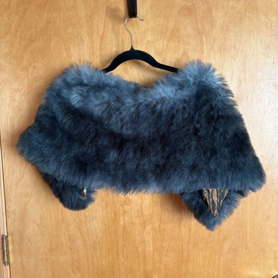 Bolero Helen galés de piel sintética encogimiento de hombros forro estampado animal cierre de estrás Italia Foto 2 de 4