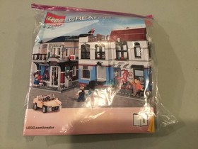 LEGO Creator 3 in 1 Set # 31026 Bike Shop and Cafe  NISB