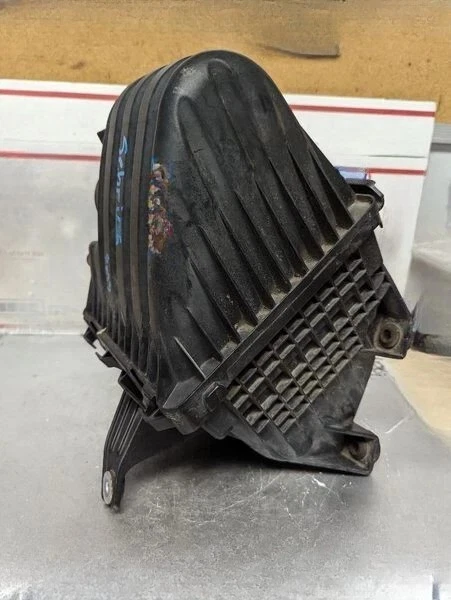 Air Cleaner Intake Box OEM For 2008-2010 Dodge Avenger Chrysler Sebring Foto 2 de 4