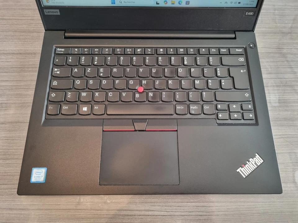 Lenovo ThinkPad E490 · i7-8565U · 8GB · 256GB, photo 2 sur 5
