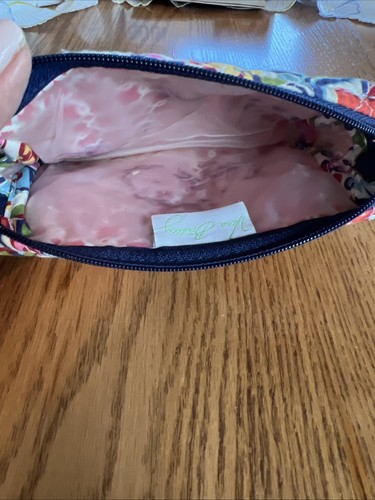 Vera Bradley Kosmetiktasche mit umlaufendem Reißverschluss im Muster "Hope Garden"