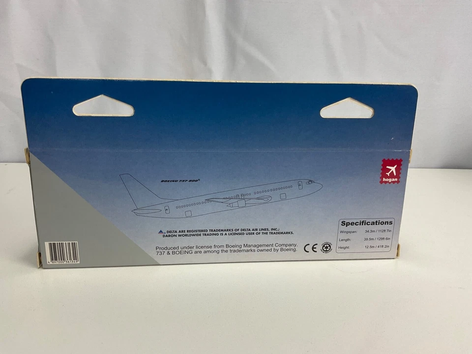 1:200 Hogan Delta Shuttle Boeing 737-800 N395DN Colors in Motion Livery #1349 - Image 4 of 4