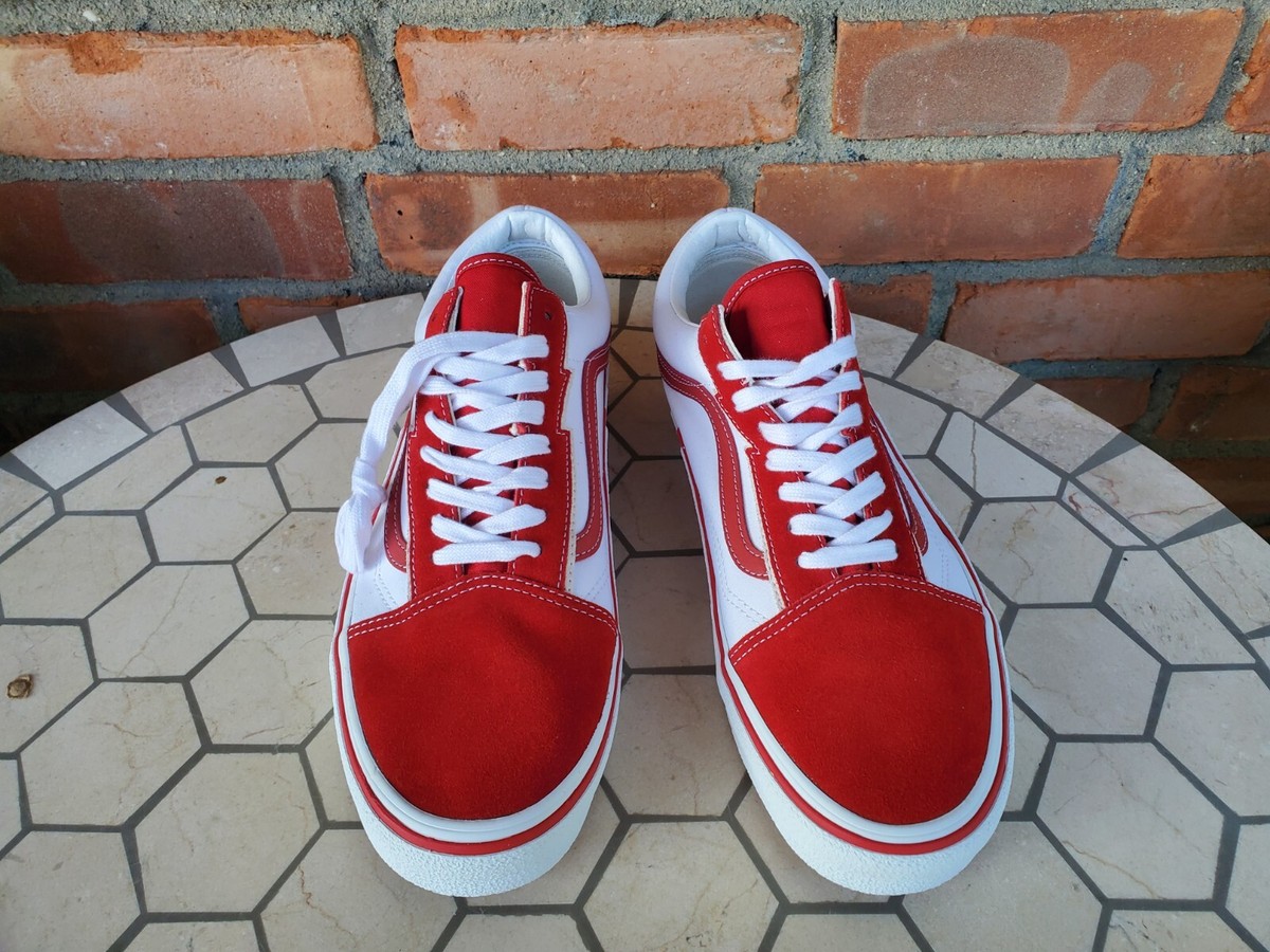 Men Size 11.5 VANS Old Skool Bolt Red VN0009Q56RT Rare  display picture 3