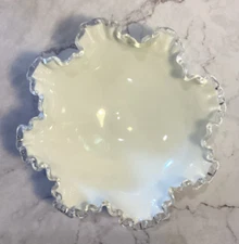 MID 20TH CENTURY FENTON SILVER CREST DOUBLE CRIMPED COMPOTE DISH ON PEDESTAL USA