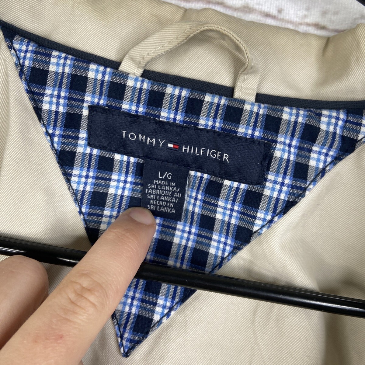 Tommy Hilfiger Men's Large Khaki Tan Plaid Liner Bomber Tommy Hilfiger Men's Large Khaki Tan Plaid Liner Bomber