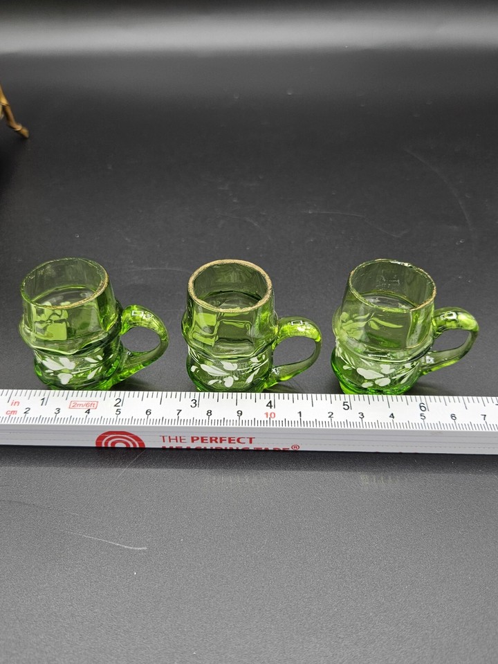 Antique Irish Cream / LIQUOR DECANTER Green Glass W/ Keg, 3 Mugs