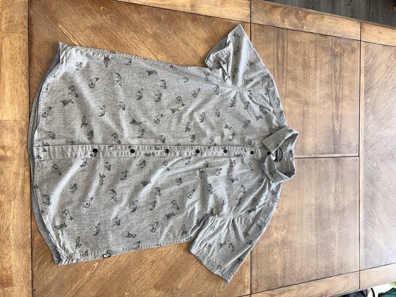 The North Face Mens Wolf Button Down Gray Medium