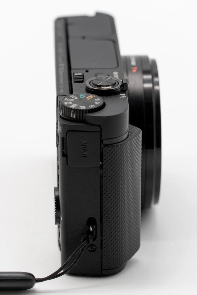 Sony Cyber-shot DSC-HX80 18.2 MP Digital Camera - Image 4 of 4