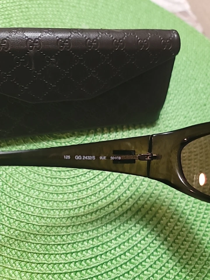 Gafas de sol Gucci GG 2432/S bronce translúcido ovaladas ojo de gato Italia de colección BONITAS Foto 3 de 4