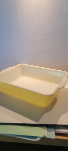 Vintage Pyrex 0503 1.5 Qt. Lemon Yellow Rectangular Baking Dish USA And Sm Refri