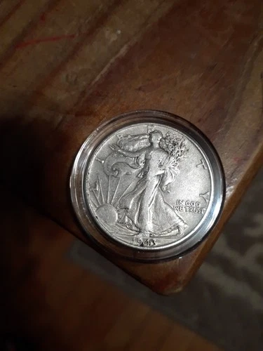 1943 Walking Liberty Extra Fine Lots  Of Skirt Lines  Look At Pictures