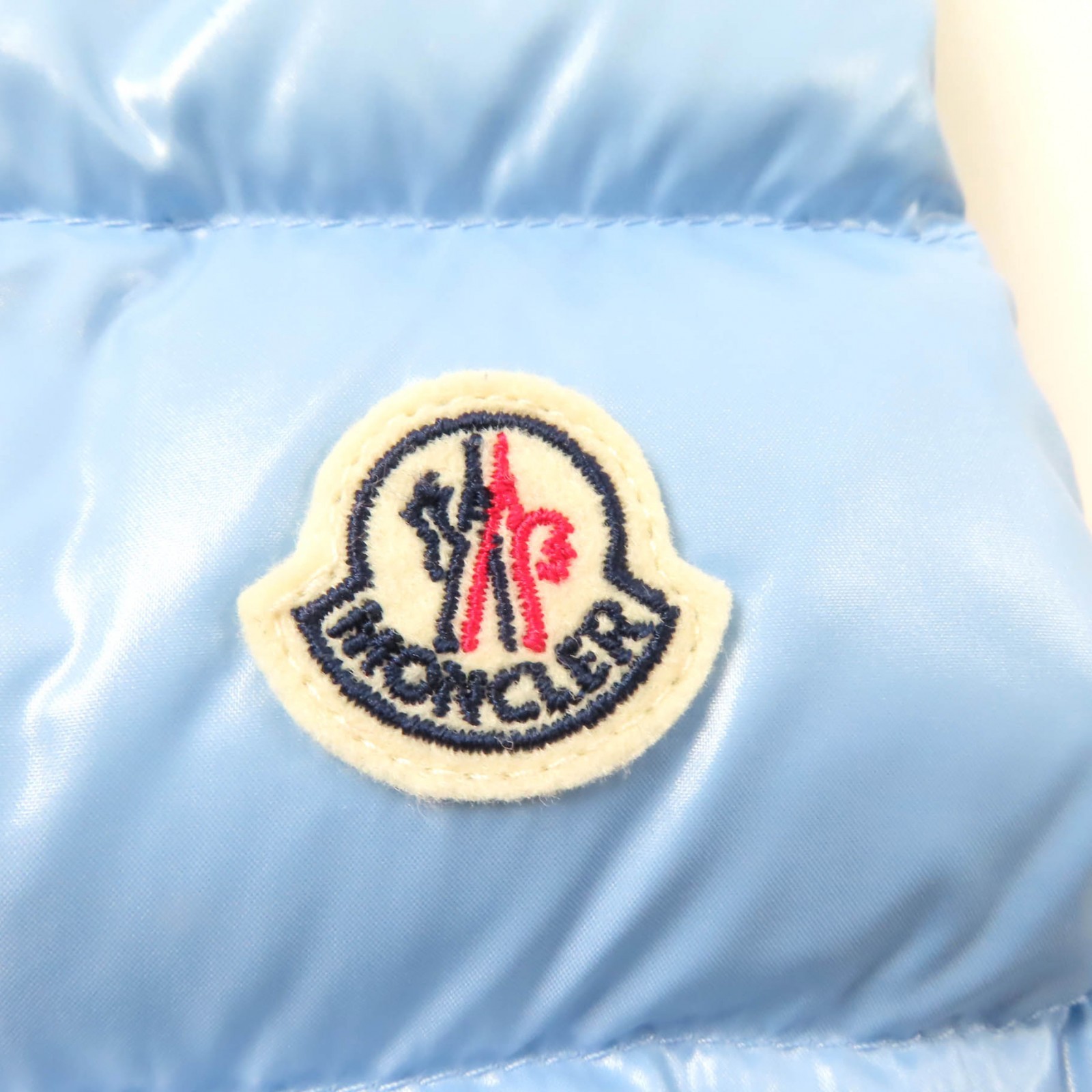 Pristine MONCLER Down vest BERNARD With logo patch Light blue Nylon Kids thumbnail 5
