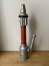 ancienne lance incendie de pompier, buse de tuyau