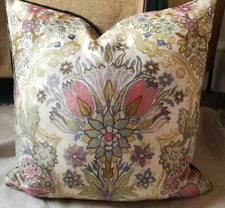 Lee Jofa Tetbury Rose/Aqua 100% Italian Linen Pillow Cover Floral Medallion 
