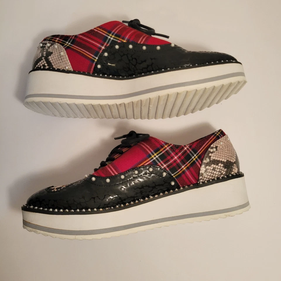 Betsey Johnsons Plaid Cheetah Studded Oxfords Shoes Size 7.5 - Image 4 of 4