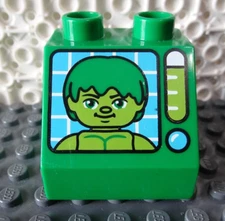 LEGO DUPLO Brick 2 x 2 x 1 1/2 Slope 45 with Hulk Pattern, 10876
