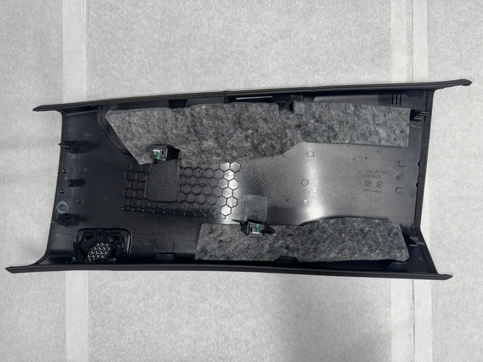 4ML867240 RIGHT MID LOWER- LHD B-PILLAR TRIM PANEL - LAMBORGHINI