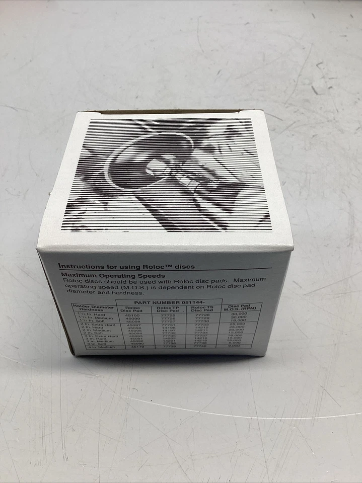 3M 777F Regalite Polycut cLoth roloc 78974 TSM Discs, 1/1/2” P120 YF, 50 per box - Image 3 of 4