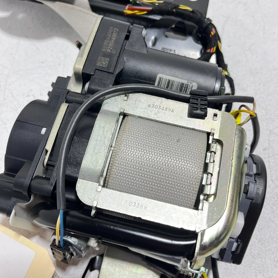 Mercedes Benz S550 2014-2017 retractor cinturón de seguridad pasajero delantero derecho OEM Foto 3 de 4