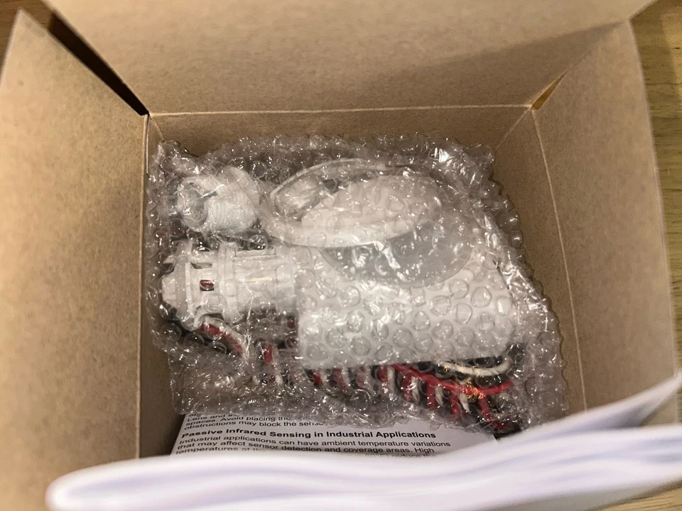 Legrand HBP-111-L7 Wattstopper High/Low Bay PIR Sensor w/IR Port - Image 4 of 4