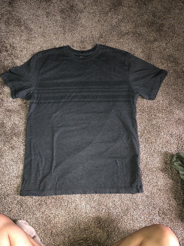 Men’s Outdoor Life Charcoal Gray Crewneck T-Shirt Size Medium