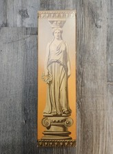 Vintage Avon Skin So Soft Bath Oil Figurine Bottle 8 fl oz w/ Original Box