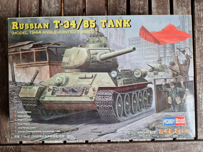 HobbyBoss | Russian T-34/85 Tank | Nr. 84809 | 1:48 OVP