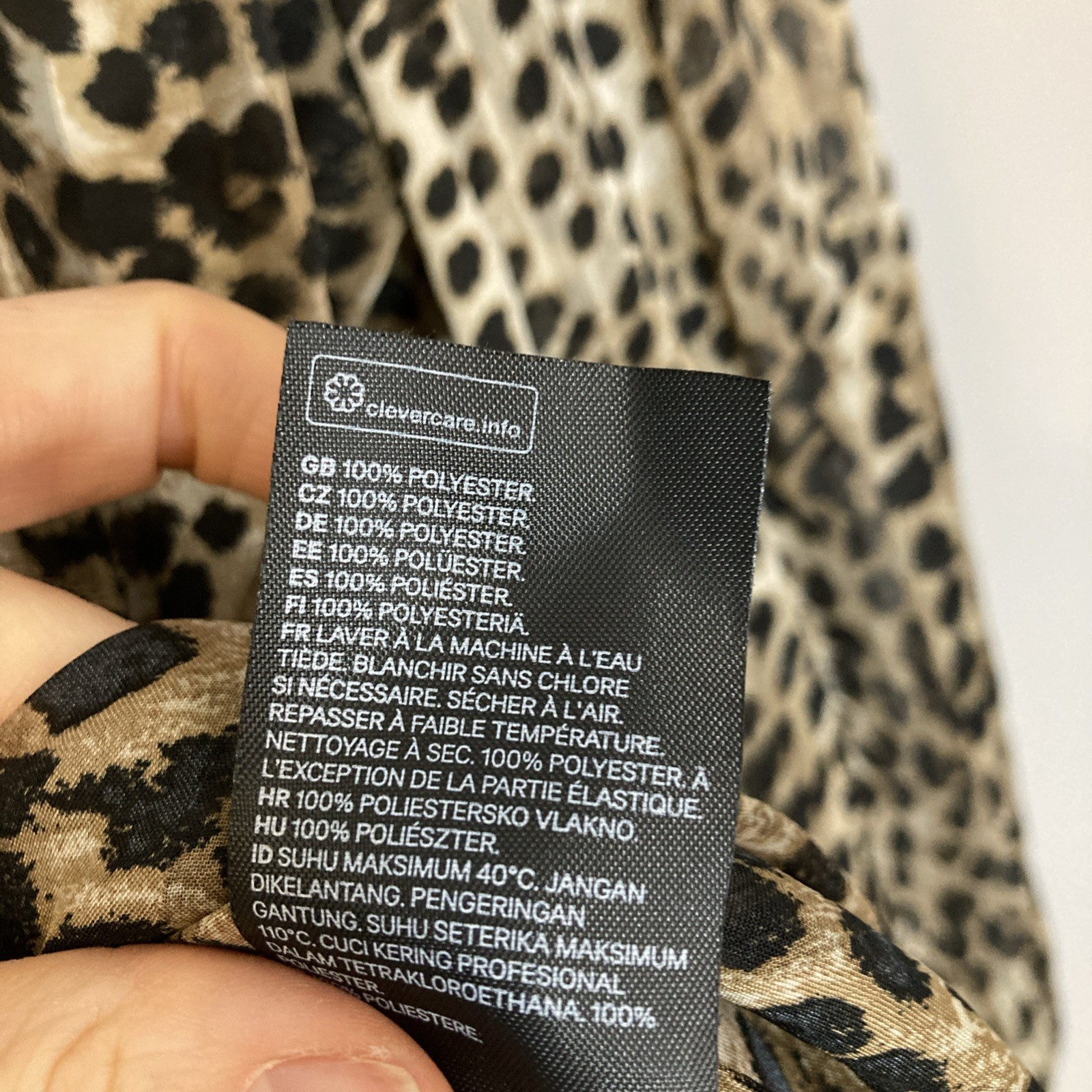 Womens Blouse Mock Neck Sheer Office Work Medium Ruffle H&M Flowy Animal Print thumbnail 6