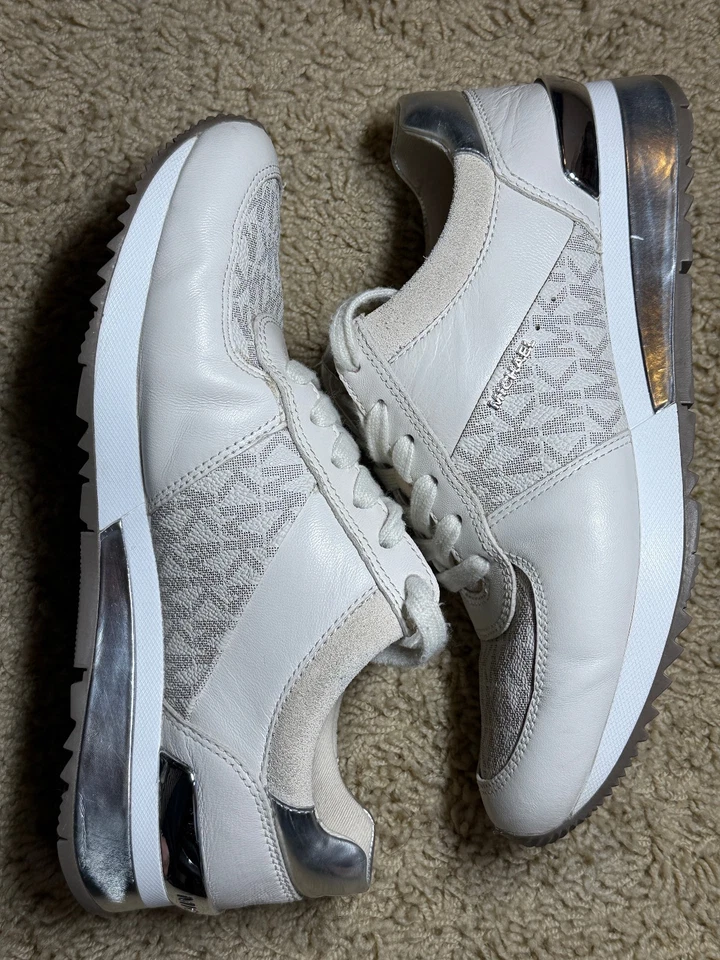 Tênis Feminino Michael Kors Couro Maddy Trainer Tamanho 6 - Imagem 4 de 4