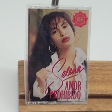 New Sealed Amor Prohibido Selena Cassette Tape EMI Latin Cracked Case