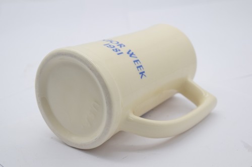 Vintage University Of Bridgeport MCM XXVII Senior Week 1981 Beer Mug - Picture 5 of 6