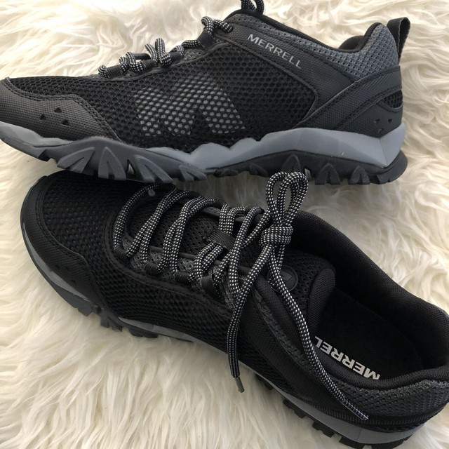 merrell riverbed trail shoe