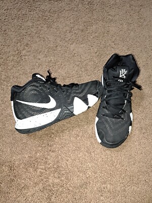 kyrie irving 4 shoes black