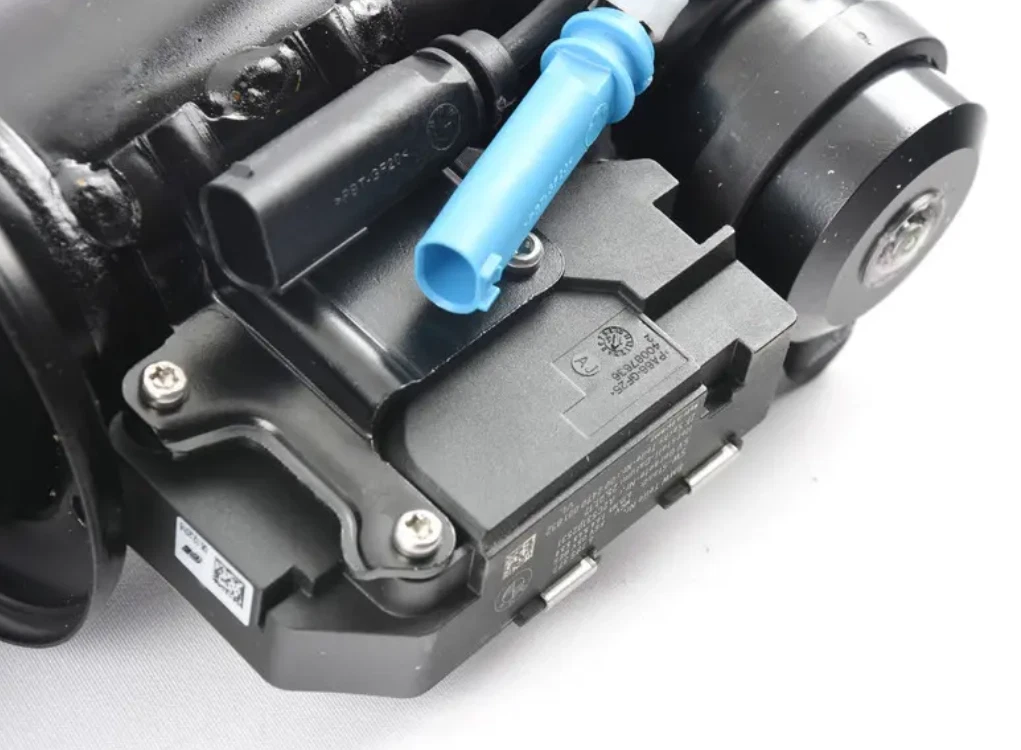 BMW X5 E70 Front Left Shock Absorber 6794533 37116794533 NEW 
