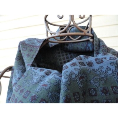 Ascot/Scarf Deep Blues Geometric Pattern Cotton NWOT Vintage
