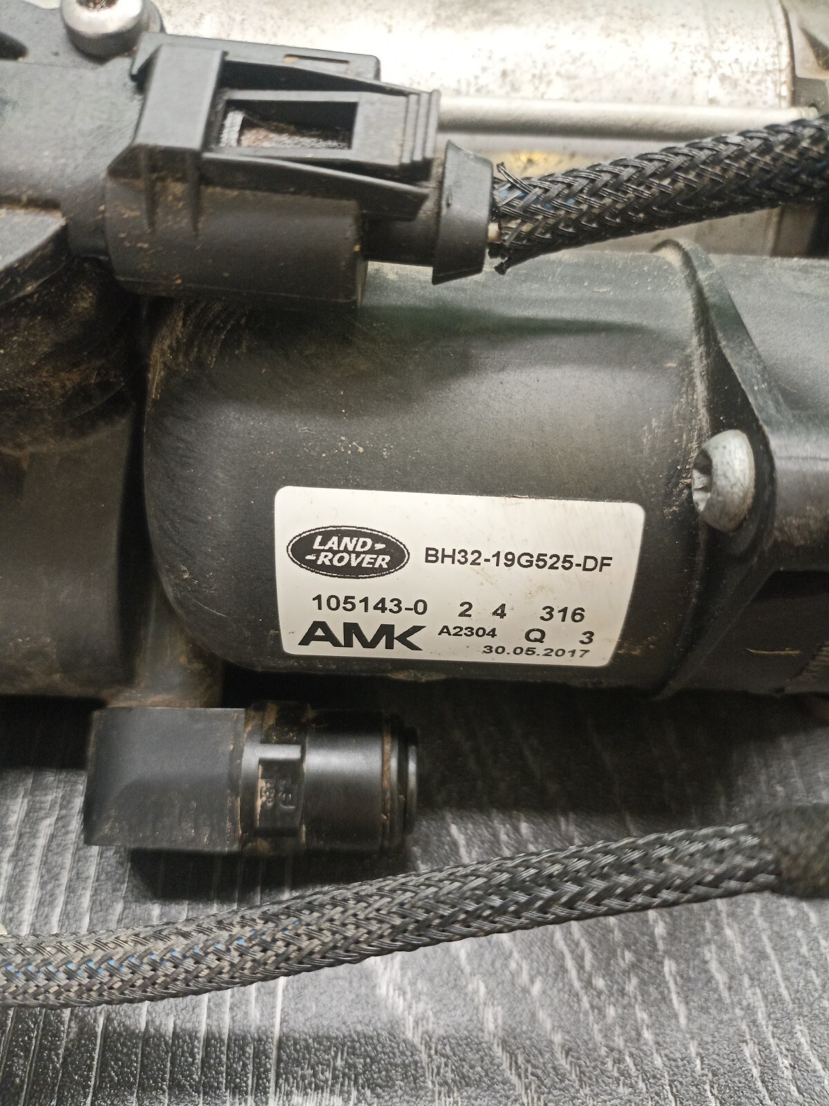 RANGE ROVER SPORT AIR RIDE SUSPENSION COMPRESSOR LAND ROVER BH3219G525