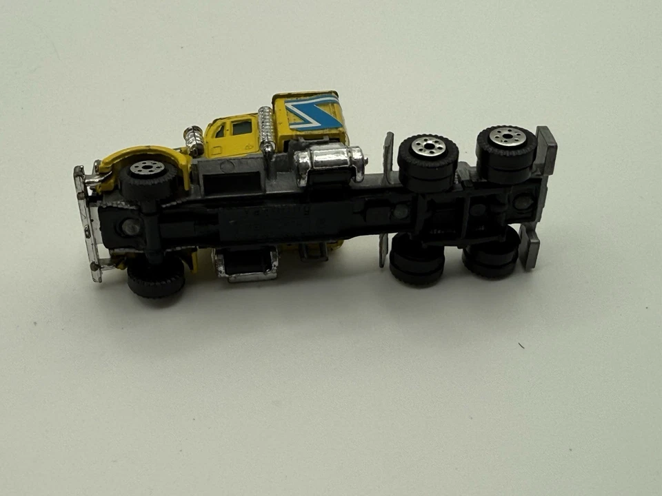 Semirremolque Kenworth vintage amarillo "hierro pesado" YATMING escala 1:64/HO Foto 3 de 3