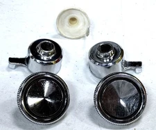 1967-1968 Mustang Cougar Radio Knob Set Non-Console – Excellent Condition