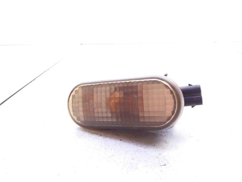 VW PASSAT Variant B3/B4 3A5, 35I Kotflügelblinker vorne links 20333457