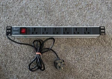 1U 19" Rack Mount PDU Power Strip. Surge Safe UK Plug to 6 Gang uk Sockets Mains