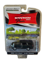 Greenlight Showroom Floor Series 2 2022 Chevy Tahoe Premier Evergreen Gray 1/64